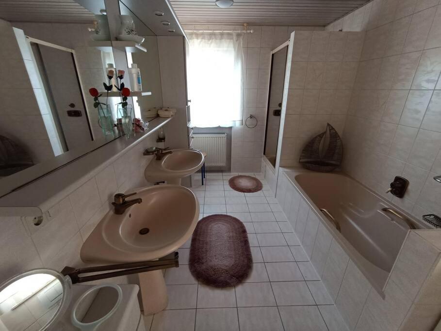 Ferienwohnung Marell Großwallstadt エクステリア 写真